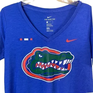 The Florida Gators V-Neck Nike Graphic T-Shirt Size Medium thumbnail 2
