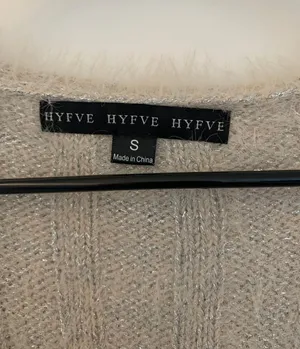 Sparkly Nude Cropped Sweater  thumbnail 3
