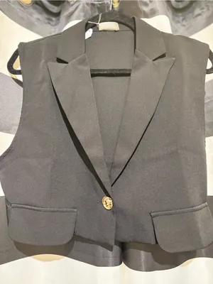 Cropped Black Tailored Vest with Decorative Gold Button thumbnail 1