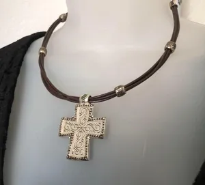 2000s y2k grunge whimsygoth Premier design engraved silver cross pendant necklace faux leather cord thumbnail 1