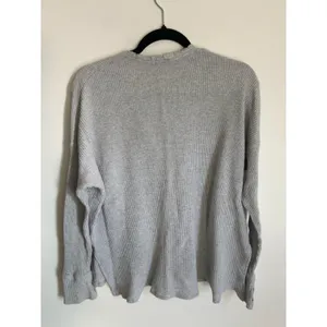 Offline by‎ aerie waffle knit Grey long sleeve tee size medium thumbnail 3