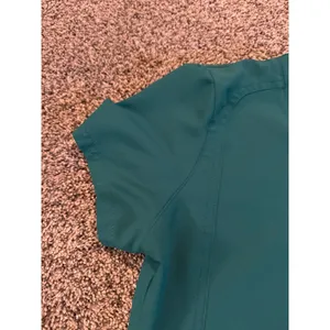 Med‎ Couture Women's Teal Green Short Sleeve Scrub Top Size Small thumbnail 4