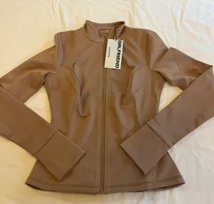 NEW Girlfriend Collective Women's Parker Seamed Jacket Woodsmoke Tan Active S thumbnail 1
