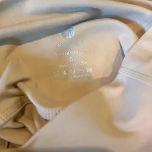 TYC neutral leggings thumbnail 3