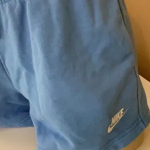 Nike Size Medium Light Blue Elastic Tie Waist Shorts. Preloved thumbnail 2