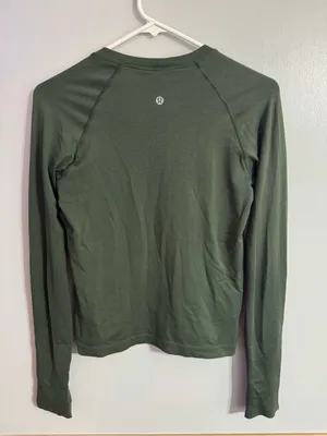 Lululemon Athletica Olive Green Swiftly Tech Long Sleeve Crew Shirt Size 6 thumbnail 2