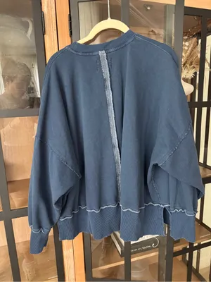 American Eagle Seriously Lived-In Oversized Crewneck Sweatshirt Navy ribbed thumbnail 2