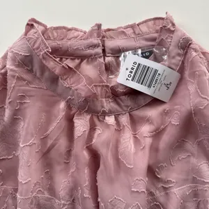 Chiffon Clip Floral Bubble Hem Blouse size 2 NWT thumbnail 3