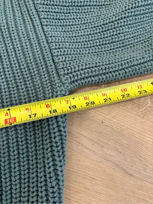 Athleta Alder Sweater Size Medium thumbnail 9
