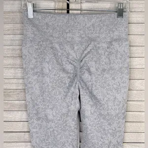 Women's Gray Stretchy Scrunch Butt Leggings-Large thumbnail 4