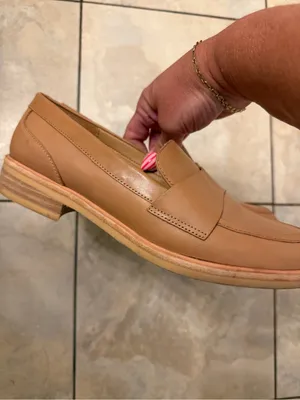 Crown Vintage Women's Tan Slip-On Penny Loafers thumbnail 8