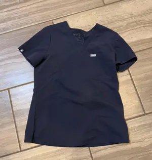 FIGS Sz XS Scrub Top! No :( thumbnail 1