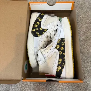 Nike Blazer women's 9 mens 7.5 Mid 77 jumbo sunflower sneakers 2667 thumbnail 9