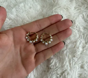 Gold hoops Earrings thumbnail 1