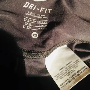 Nike Dri-Fit‎ Capri Pants thumbnail 6
