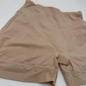 Yummie Women's Shapewear Shorts Size medium thumbnail 2