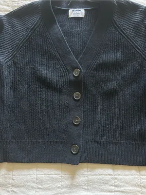 Old Navy Black V-Neck Button Front Cardigan thumbnail 3