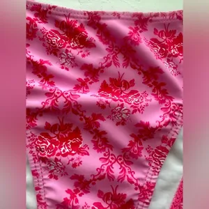 SheIn Vibrant Pink and Red Bikini with Triangle Top and High-Cut Design thumbnail 3