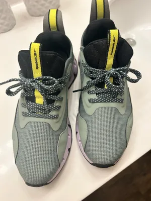 Ladies Reebok Shoes thumbnail 2