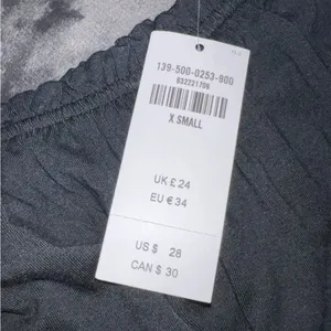 NWT Abercrombie & fitch ruffle crop top‎ xs thumbnail 6