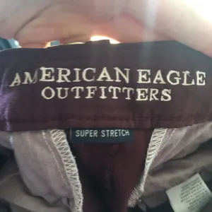 American Eagle Midi stretch maroon shorts thumbnail 2
