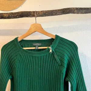 Ralph Lauren Green Ribbed 100% Cotton Zipper Detail Elbow Patch Top Size Medium thumbnail 2