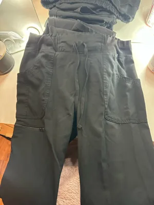 Black scrub pants Size M thumbnail 1
