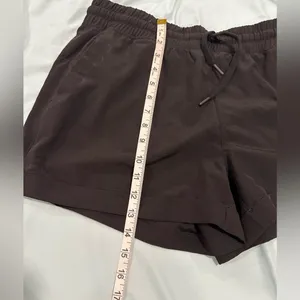 90 Degrees by Reflex Black Running Shorts Women's Size XL. Folded Hem. Pockets. thumbnail 4