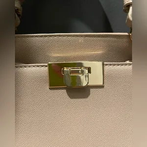 Beige Grain Pu Leather Crossbody Purse thumbnail 2
