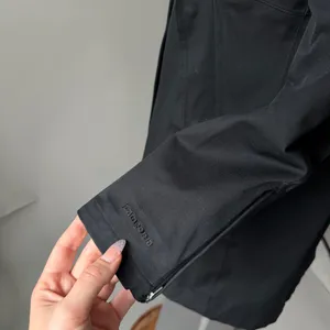 Patagonia Black Hooded Jacket Women’s Small Full Zip Coat thumbnail 3