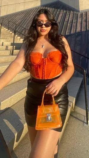 Edikted - Orange Payton Lace Corset thumbnail 3
