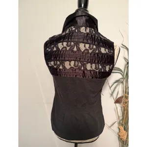 Vintage Forever 21 Black‎ Lace Trimmed Ruched Button Up Sleeveless Shirt Top thumbnail 3