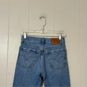 Levi’s 501 Original High Rise Straight Leg Jeans Women’s 24 Distressed Button Fl thumbnail 5