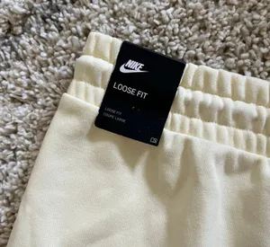 Nike NWT Sportswear Short Earth Day FT thumbnail 10