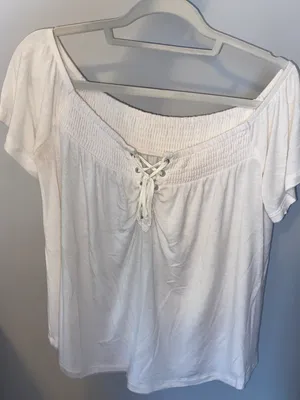 American Eagle Outfitters Open Shoulder Top thumbnail 1