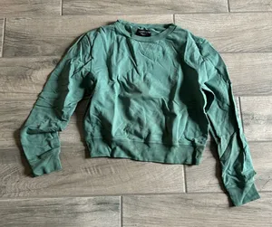 Good life light weight pullover Size M thumbnail 1