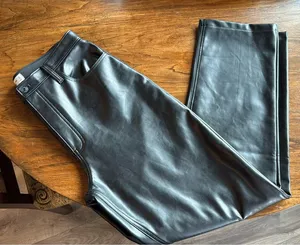 Abercrombie Curve Love ‘90s Straight Ultra High Rise Vegan Leather Pant thumbnail 7
