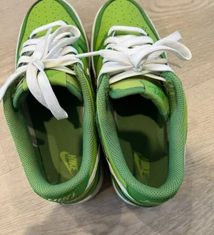 Nike Kermit Dunks (6Y) thumbnail 3