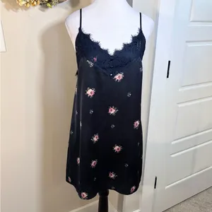 Abercrombie & Fitch Navy Floral Satin Slip Dress Eyelash Lace Sz S💛 thumbnail 3
