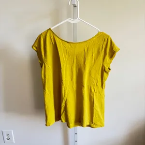 Loft NWOT Women's Yellow LOFT Crochet Trim Neckline Cotton Top Size L thumbnail 6