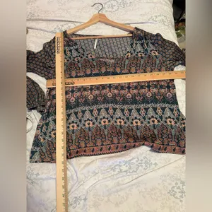 Anthropologie Tahla Pleated Top women’s size large‎ thumbnail 7