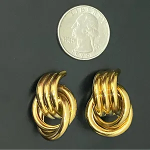 Vintage Gold Tone Grooved Tube Interlocking Knot Modern Chunky Clip On Earrings thumbnail 4