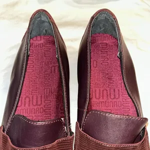 Munro Geana Wine Color Leather Loafers Shoes(Size 8M) thumbnail 10