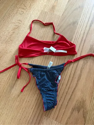 Frankie’s Bikinis set thumbnail 3