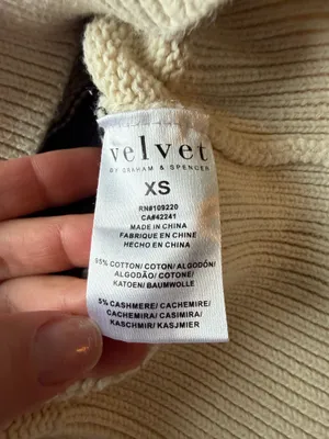 Velvet by Graham & Spencer thumbnail 4
