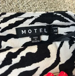 Motel Zebra Print Mini Skirt thumbnail 3