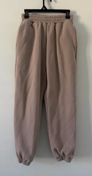 COMFRT Travel Essentials Oversized Unisex Jogger Fleece Sweatpants Bark Small thumbnail 1