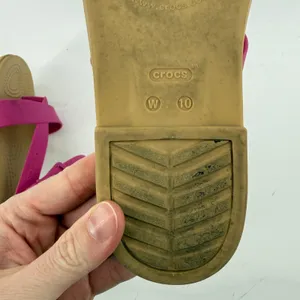 Crocs Tulum Toe Post Sandal Flip Flop Fuchsia Pink Tan Women 10 Buckle Straps thumbnail 8