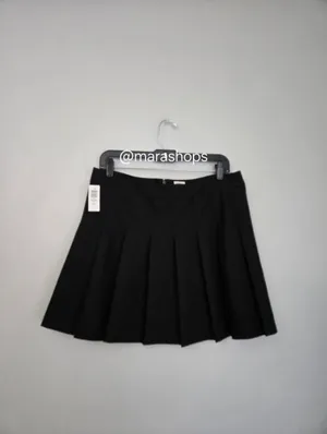 Aritzia Sunday Best Olive Micro Skirt Black thumbnail 4