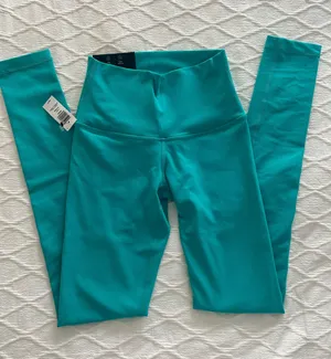 Aritzia TNA leggings thumbnail 1